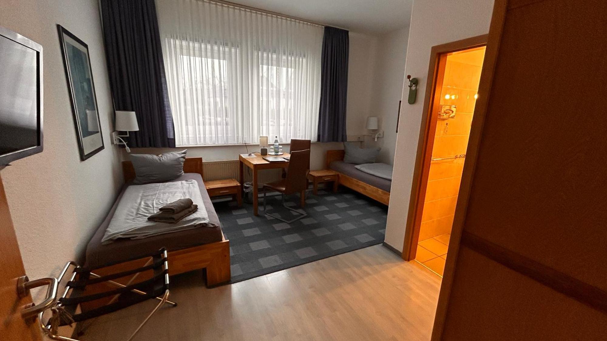 Hotel Gaestehaus Linden Wolfenbüttel Exterior foto